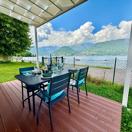 Bungalow Marea Lido Di Colico, Direkt At The Lake & In Center & Near Ferry To Bellaggio 3* Colico