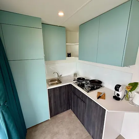 Aparthotel Marea Lido Di Colico, Direkt At The & In Center & Near Ferry To Bellaggio 3*